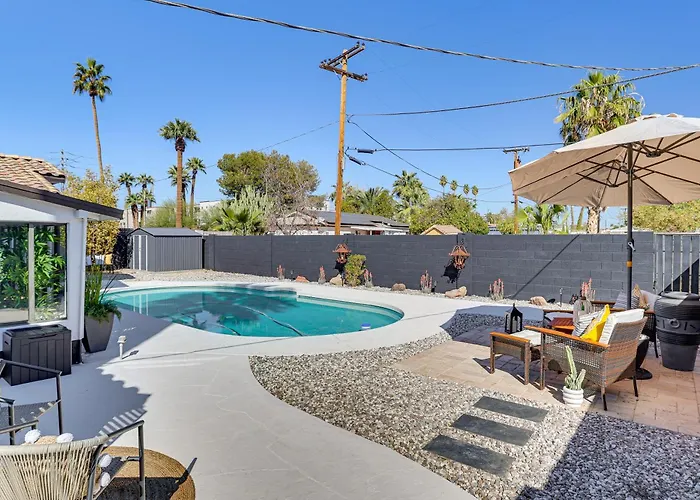 Holiday home Walk To Stadium: Remodeled Home!